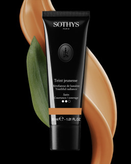 Fondotinta liquido Sothy, skincare anti age a lunga durata