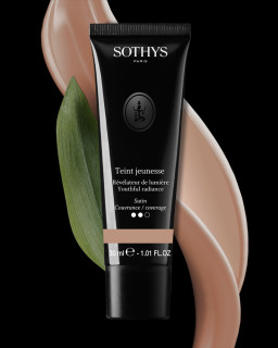 Fondotinta liquido Sothy, skincare anti age a lunga durata