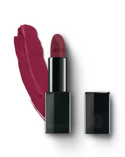 Rossetto rosso opaco Sothys per un trucco elegante e sofisticato