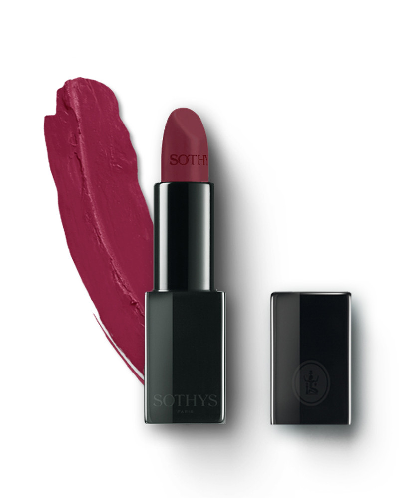 Rossetto rosso opaco Sothys per un trucco elegante e sofisticato